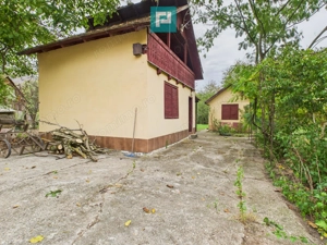 Casă de vacanță cu teren  în Lipova