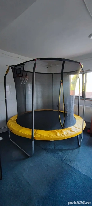 Vând trambulina Progressive 244cm - imagine 3