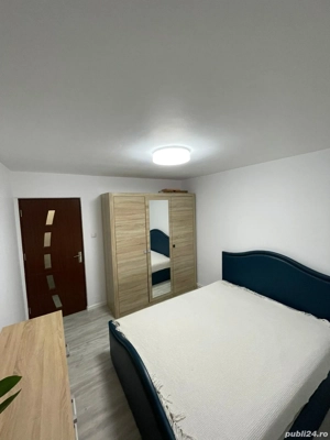 Proprietar vand apartament 3 camere semidecomandat mobilat complet si renovat - imagine 2