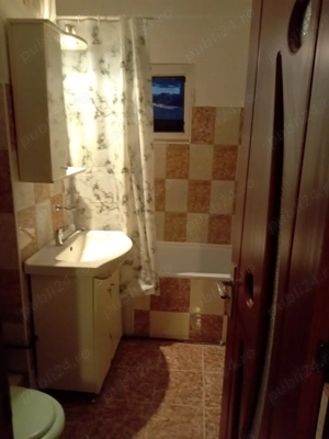 Închiriez apartament 2 camere decomandat  Mioveni - imagine 4