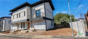 Vila individuala cuplata, in complex rezidential modern, cu 5 camere si mansarda de 77mp, 240mp tere - imagine 8