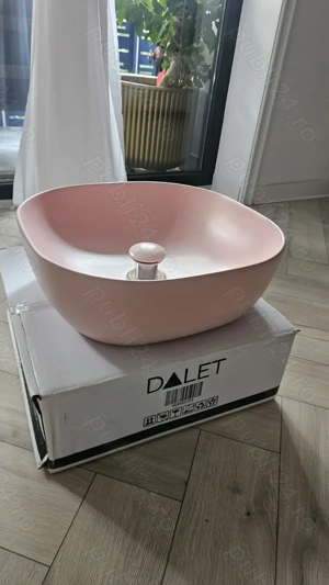 Lavoar Roz Delta Studio