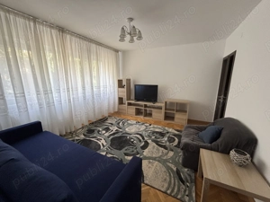 inchiriez apartament 3 camere - central