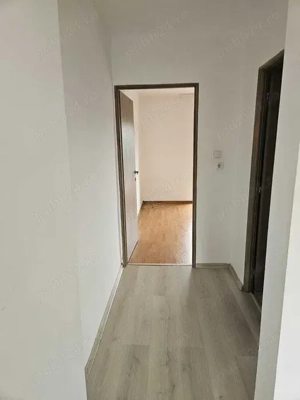 Apartament 2 camere Steaua decomandat amenajat etaj 3 ocupabil imediat - imagine 3