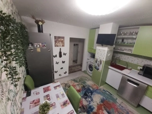 Apartament cu 2 Camere / Spatios si Confortabil / 2 Bai / 60 mp / Construit 1987 - imagine 9 Apartament cu 2 Camere / Spatios si Confortabil / 2 Bai / 60 mp / Construit 1987 - imagine 9