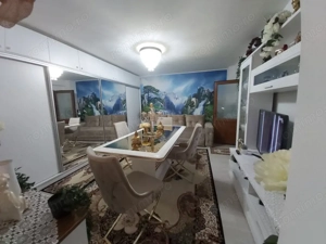 Apartament cu 2 Camere / Spatios si Confortabil / 2 Bai / 60 mp / Construit 1987 - imagine 2 Apartament cu 2 Camere / Spatios si Confortabil / 2 Bai / 60 mp / Construit 1987 - imagine 2