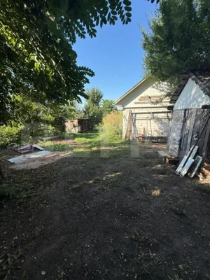 Casa la rosu, 64 mp + teren de 2600 mp, zona Frumoasa - imagine 2