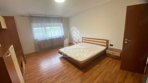 Apartament 3 camere, centrala proprie, zona Dumbravita