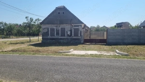 Vând Teren Pentru Casă