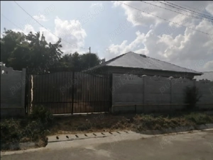 Vând casă din cărămidă  - imagine 5