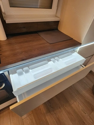 Vand apartament cu 2 camere comision zero  - imagine 6