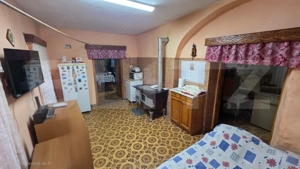 Casa de vanzare, cu 4 camere, 80 mp, satul Dorolea - imagine 12