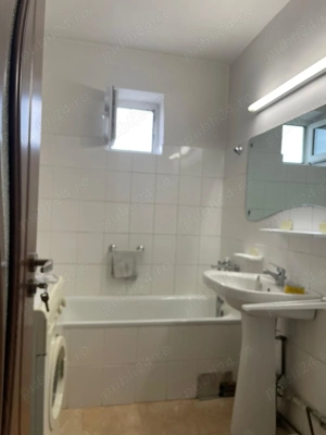 Vand apartament 3 camere, bd Republicii(intersectia cu V.Alecsandri) - imagine 7