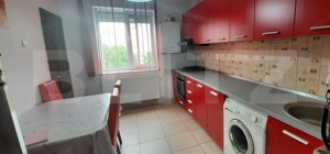 Apartament cu 4 camere, 80 mp, zona Micro 15