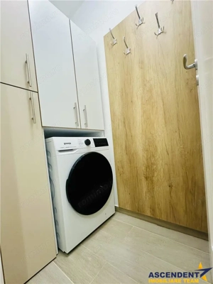 Pret negociabil pentru o singura persoana- Studio deosebit, loc parcare, etaj 2, terasa generoasa, U - imagine 7