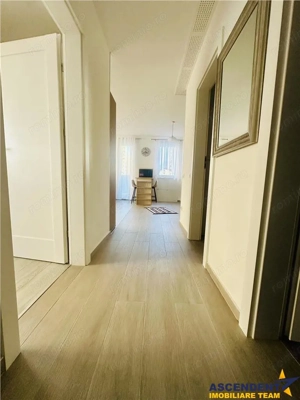 Pret negociabil pentru o singura persoana- Studio deosebit, loc parcare, etaj 2, terasa generoasa, U - imagine 8