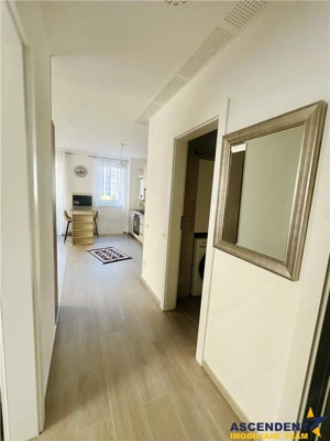 Pret negociabil pentru o singura persoana- Studio deosebit, loc parcare, etaj 2, terasa generoasa, U - imagine 14