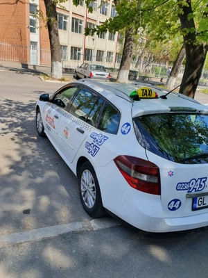 Vând Laguna 3, culoare alb 2014