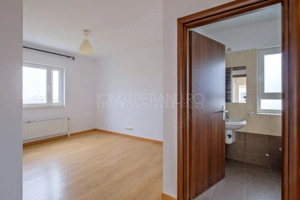 Apartament spațios 3 camere, 3bai, 2 locuri de parcare incluse - imagine 13