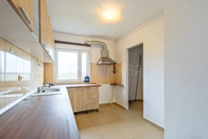 Apartament spațios 3 camere, 3bai, 2 locuri de parcare incluse - imagine 8