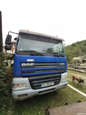 Camion DAF CF 8x4   benă oțel basculabilă 3 părți