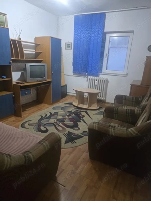 Vand garsoniera str. Carol Davila etaj 2 3