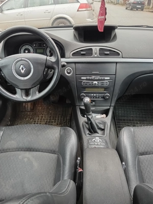 Vând sau schimb laguna 2 din 2007,2.0 benzină  - imagine 6