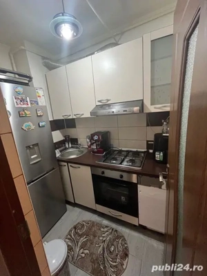 Garsoniera de vanzare-Tractorul Brasov - imagine 4