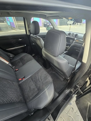 Vând Suzuki Vitara fabr. Decembrie 2023, full cu trapă, Luxus - imagine 2