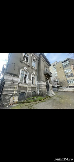 Vind vila 1200 mp 29 de apartamente fiecare cu baie,la 1.150.000 euro foarte superba 1000 euro met