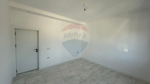 Casă / Vilă cu 4 camere strada Verde! - imagine 7