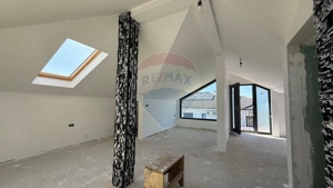 Casă / Vilă cu 4 camere strada Verde! - imagine 9