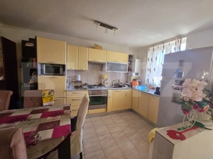 Casa tip duplex cu 3 camere,100 mp utili,Centru - imagine 2