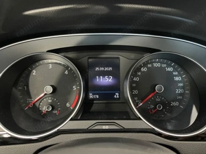 Volkswagen Passat - imagine 12