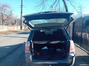 Vând Opel zafira b