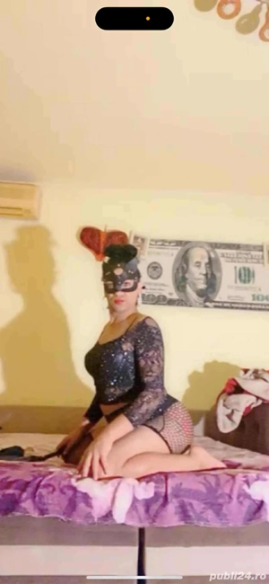 transexuală Xxx - imagine 2