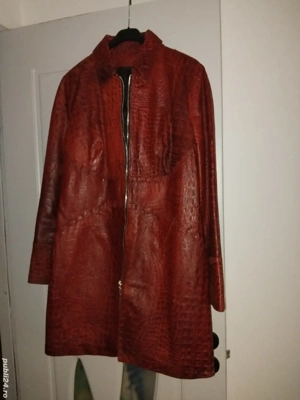 Haina de piele naturala 