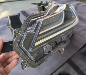 Vând far stanga toyota corola 