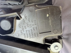 Vând far stanga toyota corola  - imagine 4