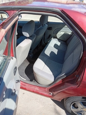 Vând mașină Logan  - imagine 10