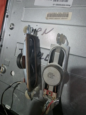 set 2 difuzoare 30081546 8ohm 10w de pe tv Orion t32-dled