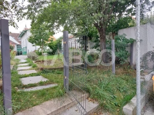 Casa de vanzare care poate fi caminul tau dar si afacerea ta Cisnadie - imagine 15