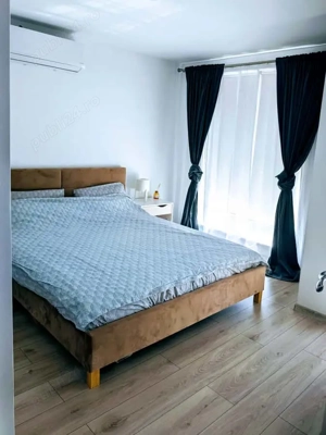 Casa in cub isi cauta noi proprietari - imagine 4