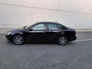 Vând VW Jetta 2.0 TDI - imagine 5