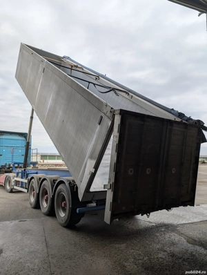 Vând sau Schimb Benă Cereale 43 m3 - imagine 4