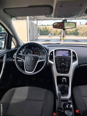 Vând -Schimb Opel Astra J 1.7 2014 - imagine 4 Vând -Schimb Opel Astra J 1.7 2014 - imagine 4