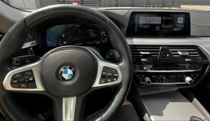 BMW seria 5 530e TVA deductibil PHEV Luxury Line - imagine 8
