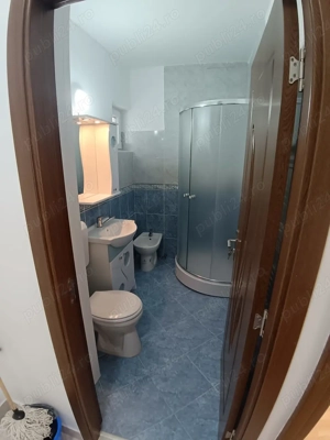 Apartament 2 camere nemobilat, recent renovat, etajul 4,  zona bd dacia piatra neamt - imagine 7
