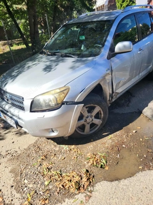 Vand Rav 4 III 2.2 dcat 177cp pentru dezmembrare