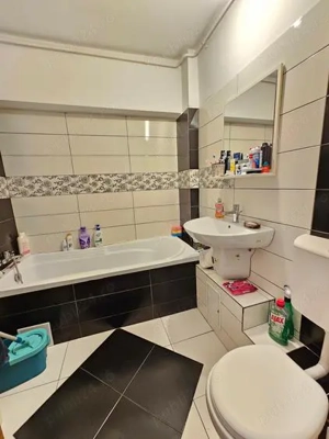 Direct proprietar. De vânzare apartament 3 camere, zona Ghencea, vizavi de stadionul Steaua  - imagine 5